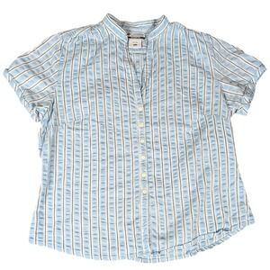 Columbia Sportswear Company Women's blue Striped Collared Button Up Shirt XL